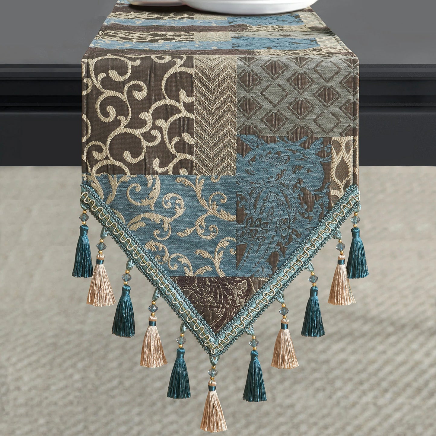 blue-loong-table-runner