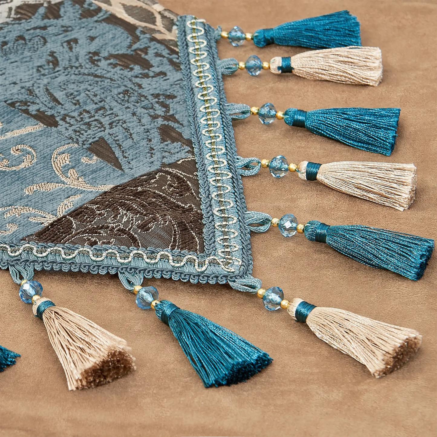 blue-loong-table-runner