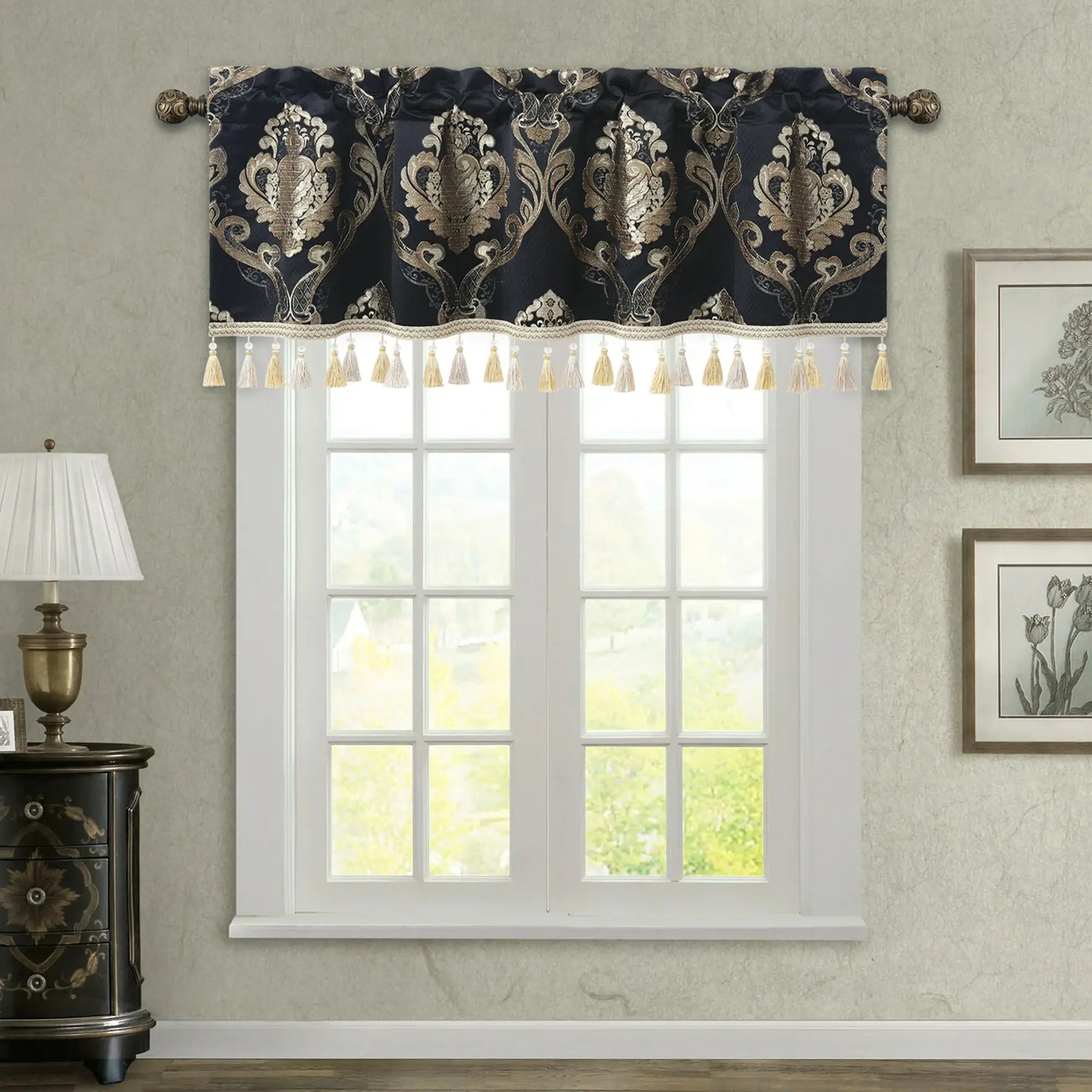 municy-valance