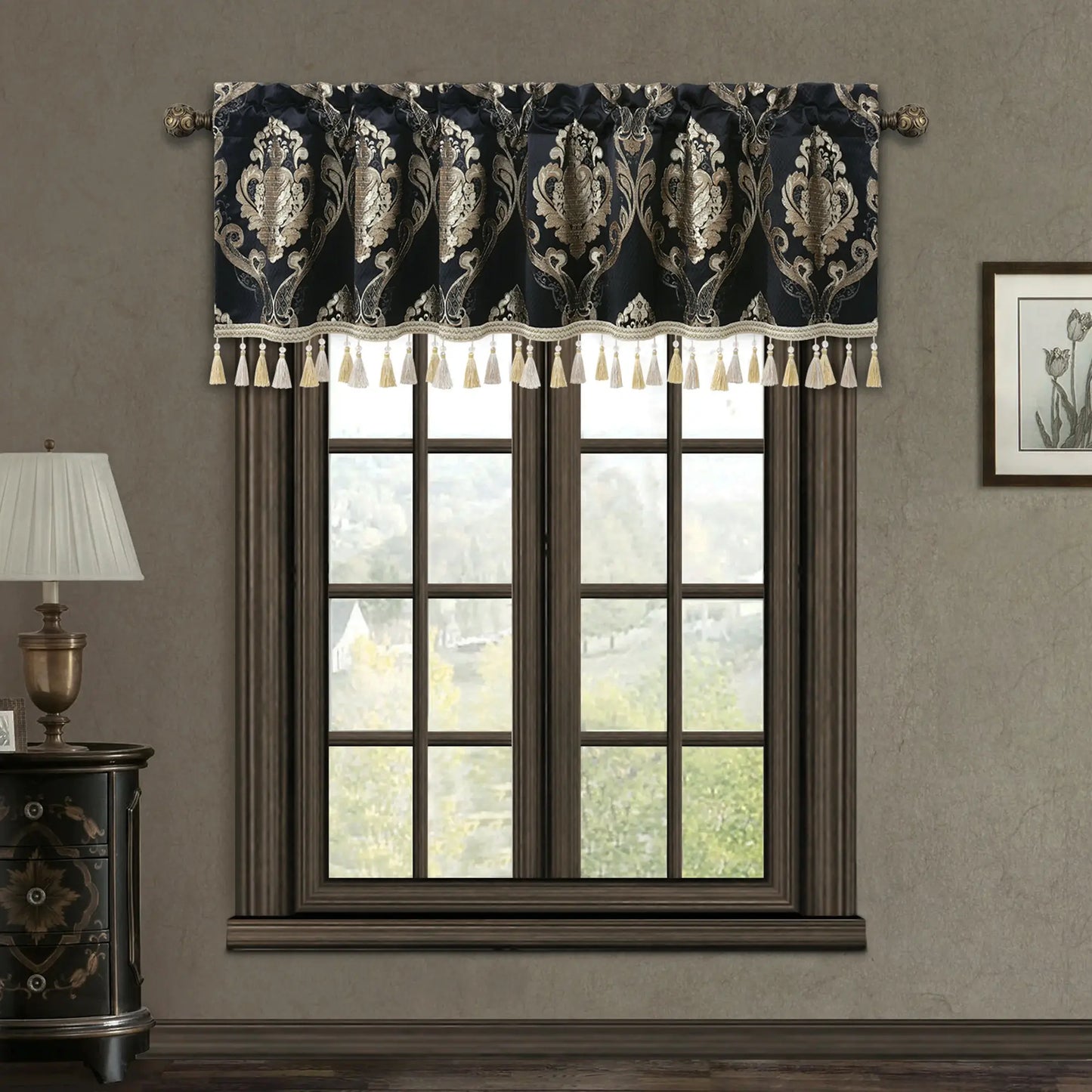 municy-valance