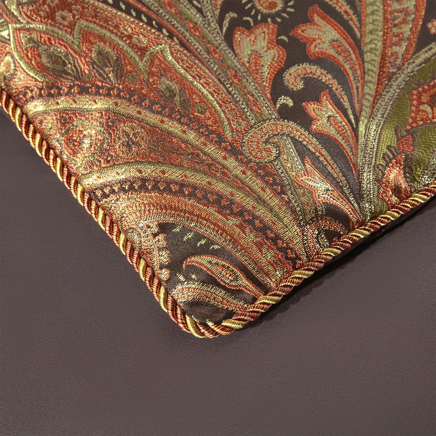 Twilight Paisley Jacquard Bedding Set