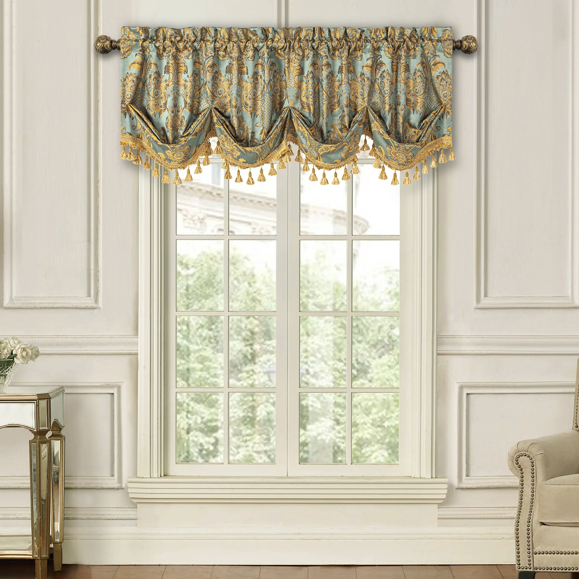 warwick-valance