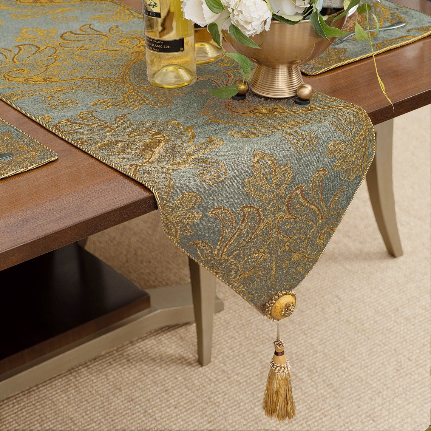 Elizabeth-Series-Jacquard-Damask-Table-Runner