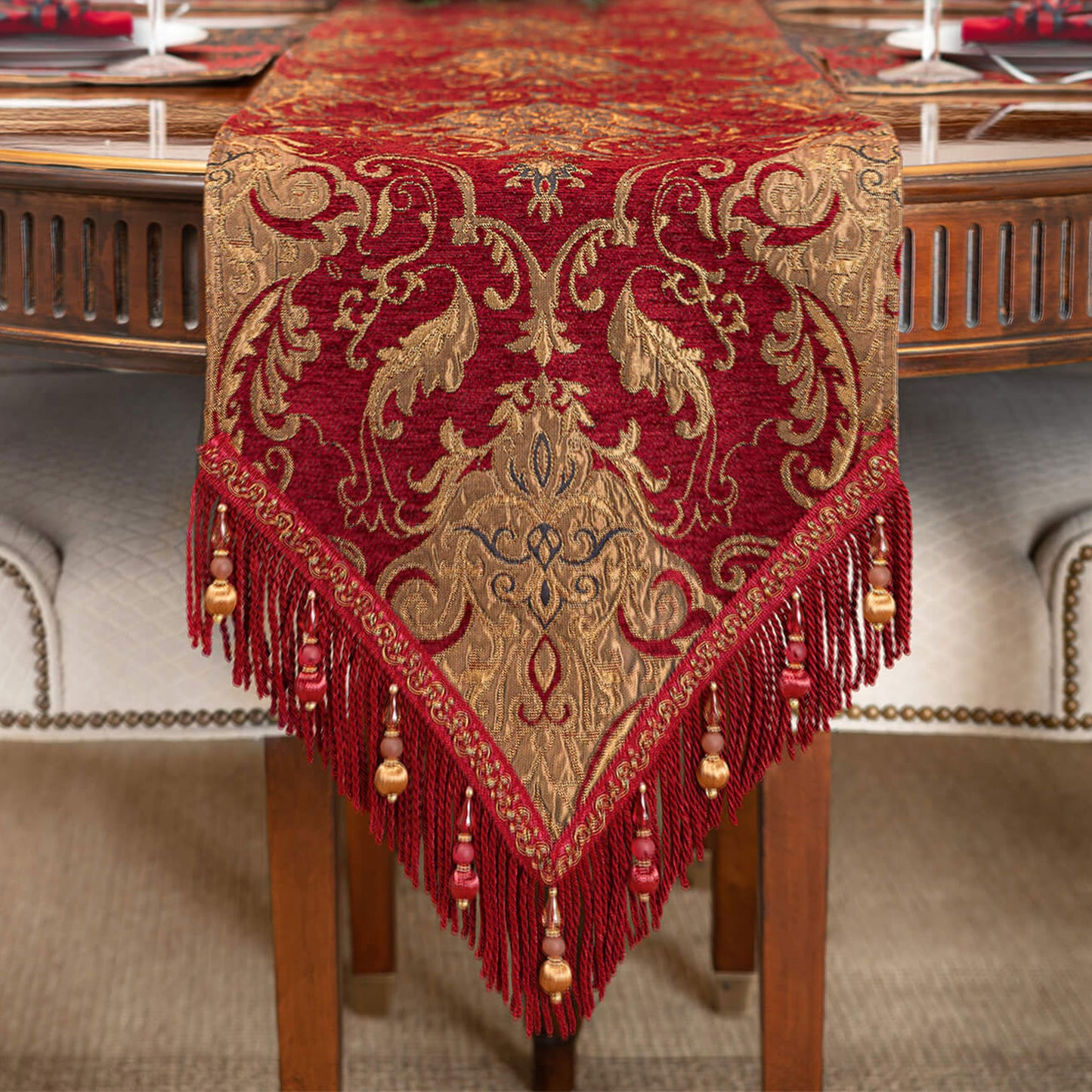 red-table-runner