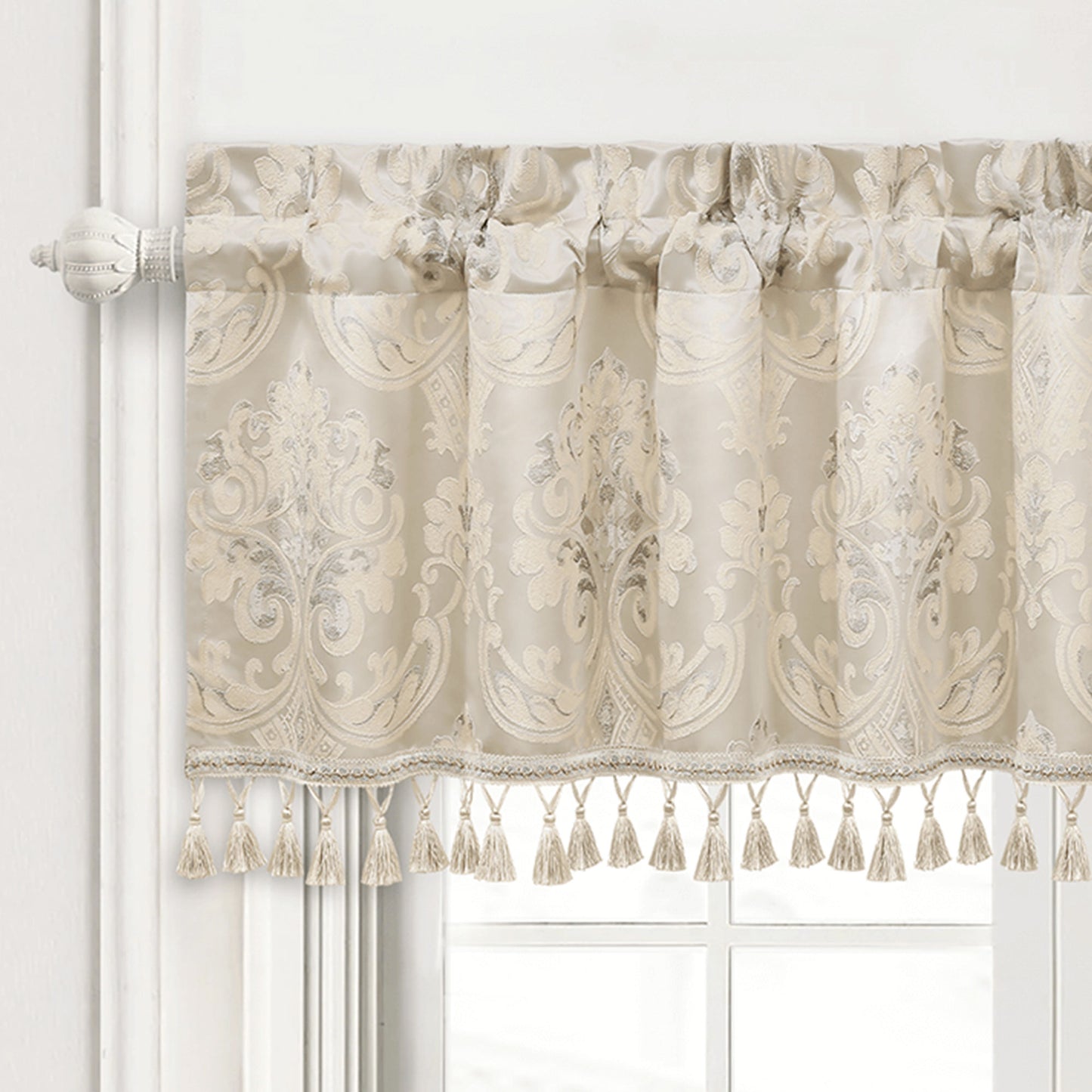 seville-valance