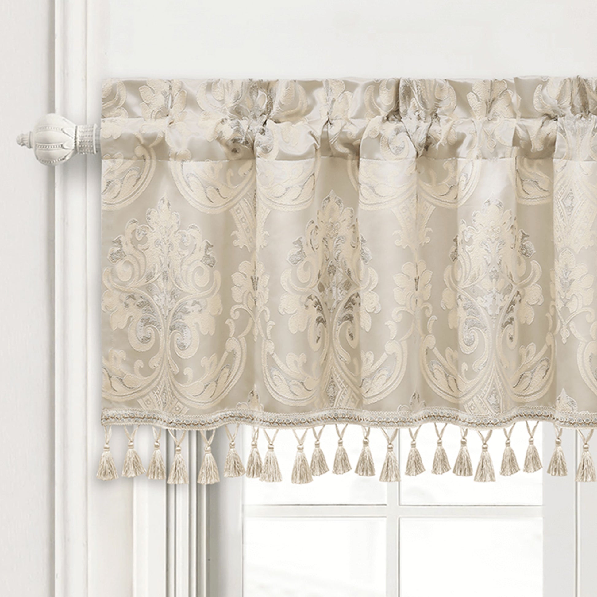 seville-valance