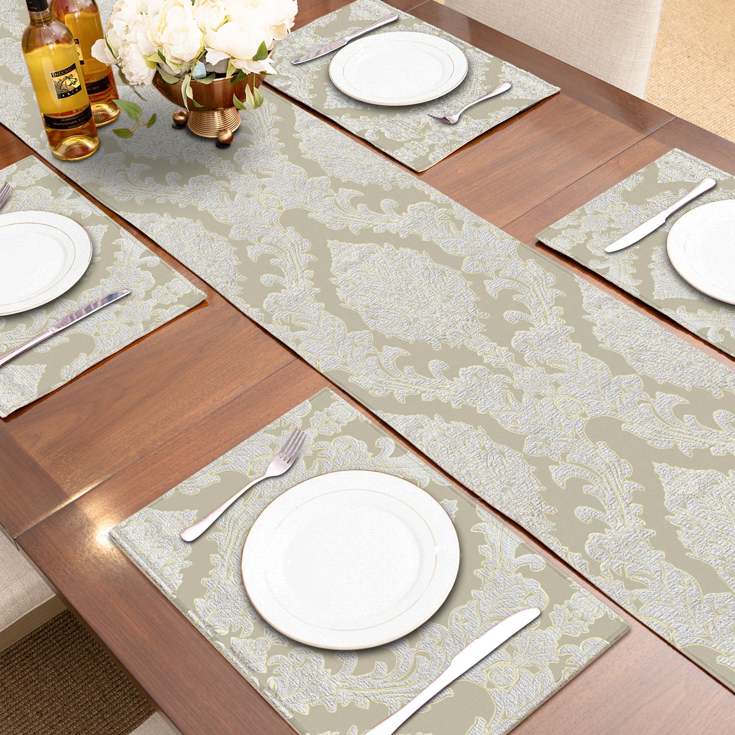 beige-placemats