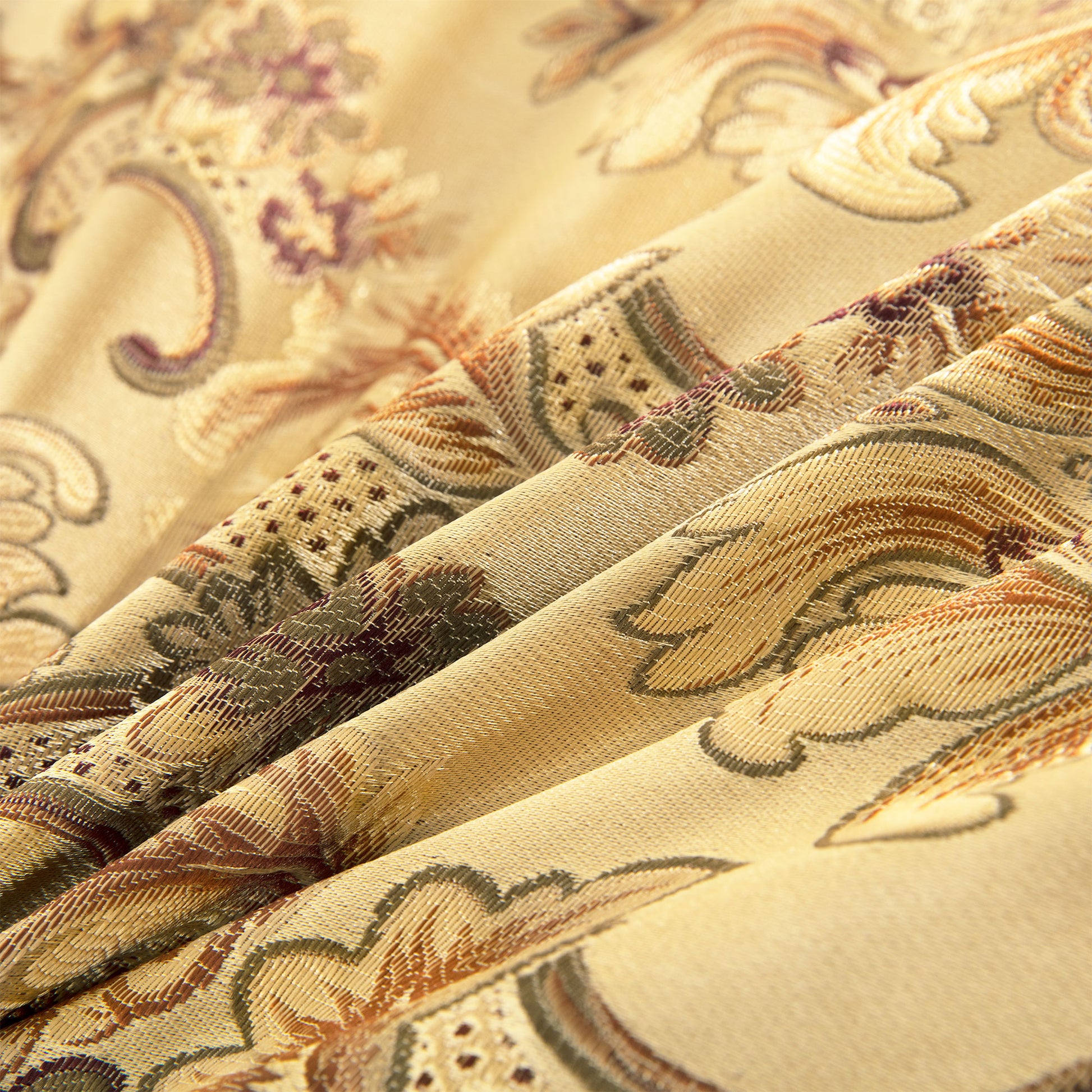 opulent-bedding